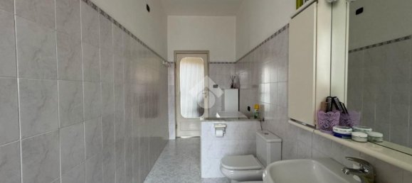 6 rooms Villa in Vercelli, Italy No. 141462 14