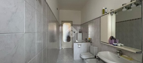 6 rooms Villa in Vercelli, Italy No. 141462 13