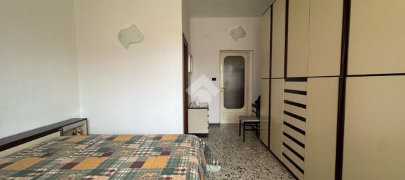 6 rooms Villa in Vercelli, Italy No. 141462 9