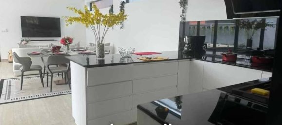 3 bedrooms Villa in Chalong, Thailand No. 26392 5