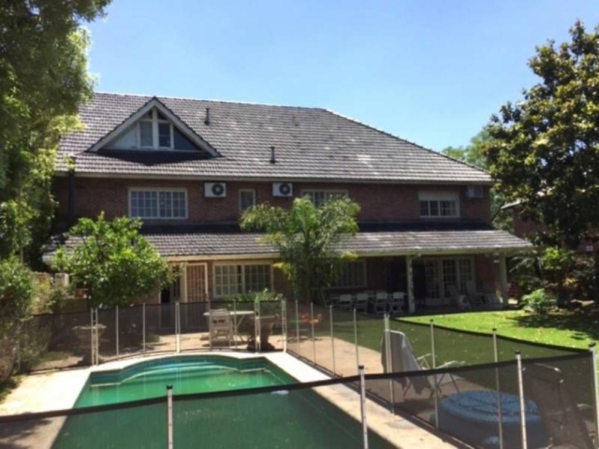 4 bedrooms House in San Isidro, Argentina No. 19846