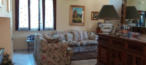 Villa de 4 dormitorios en Palermo, Italy No. 253301 2