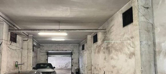 1 room Parking in Rome, Italy No. 26832 11