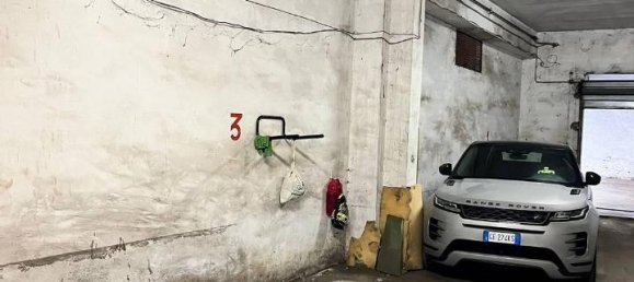 1 room Parking in Rome, Italy No. 26832 15