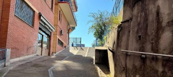 1 room Parking in Rome, Italy No. 26832 3