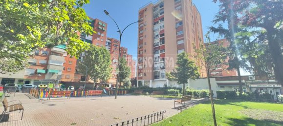 Apartamento de 3 habitaciónes en Móstoles, Spain No. 168319 25