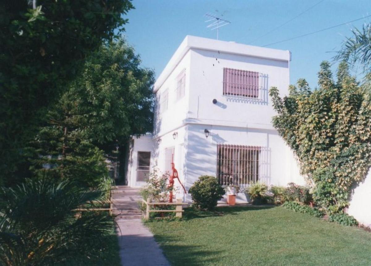 Дом с 2 спальнями в Мальвинас Архентинас, Аргентина № 6362