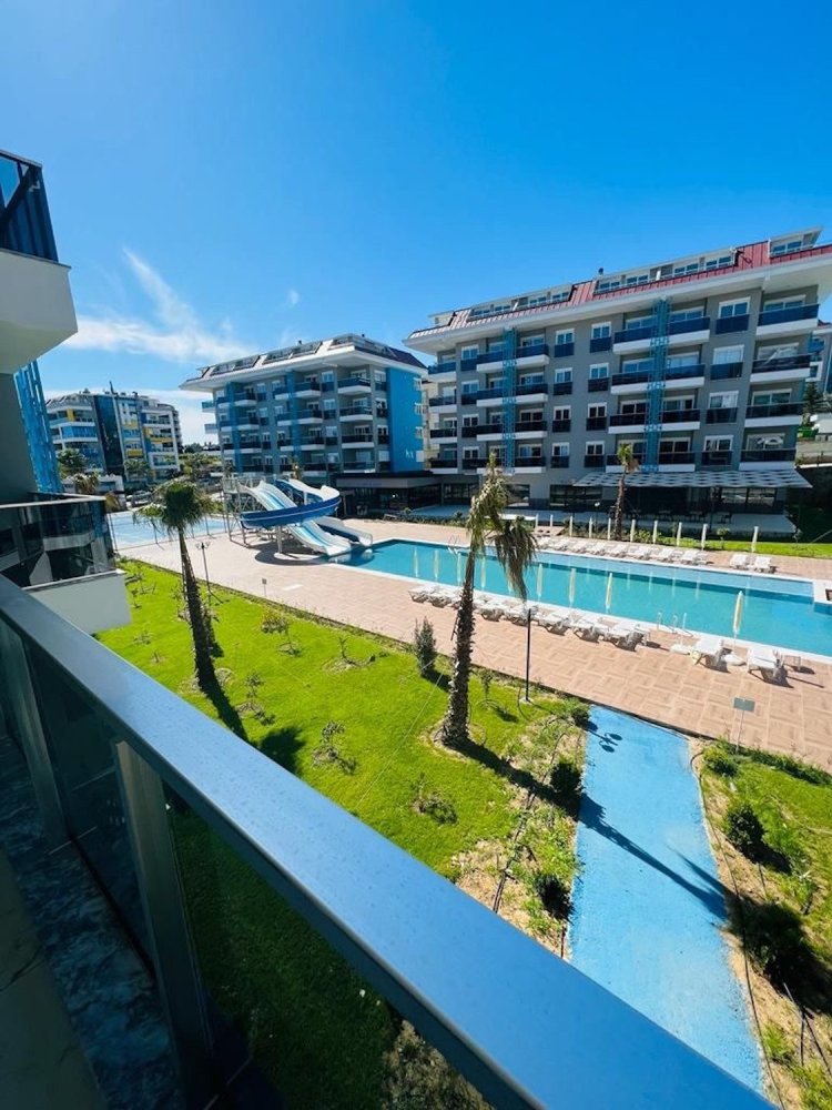 Квартира 1+1 в Аланья, Турция № 24048