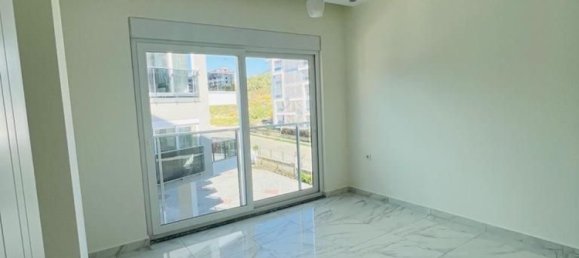 Квартира 1+1 в Аланья, Турция № 24048 5