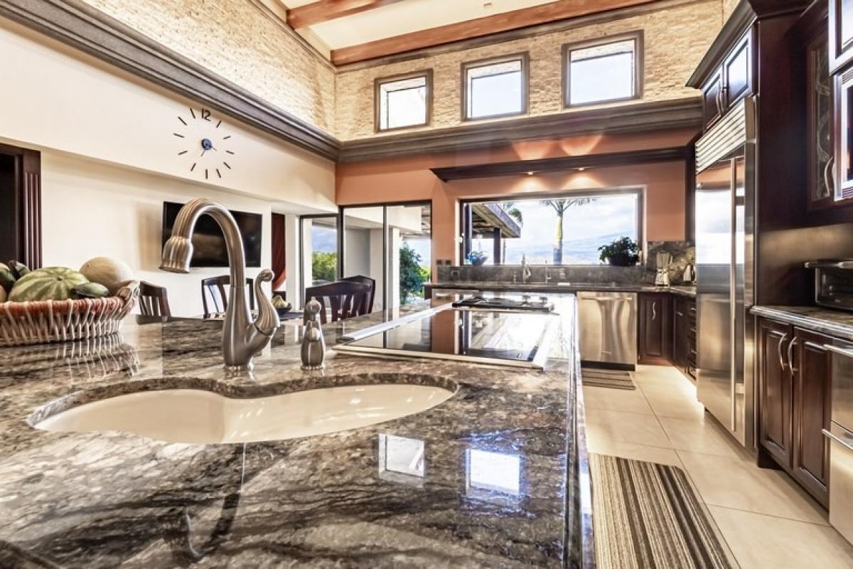 4 dormitorios сasa en venta en Santa Ana, San José, Costa Rica № 805