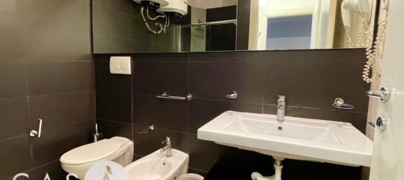 Apartamento de 2 dormitorios en Riccione, Italy No. 65282 6