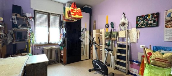 Apartamento de 3 divisões em Madone, Italy N.º 60854 10