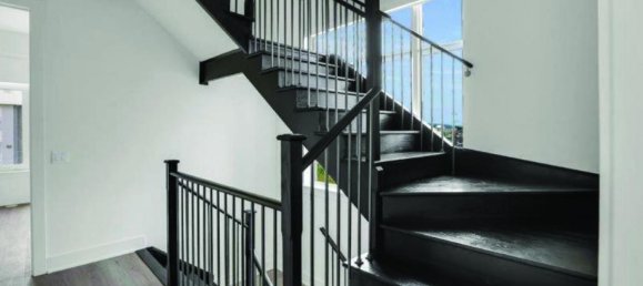 3 bedrooms House in Grimsby, Canada No. 740 7