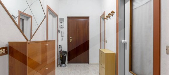 2 rooms Apartment in San Donato Milanese, Italy No. 20596 2