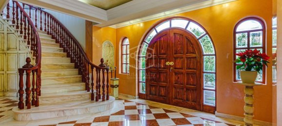 6 bedrooms House in Arona, Spain No. 25439 2