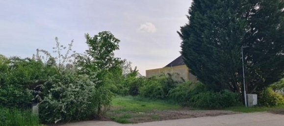 585m² Land in Neusiedl am See, Austria No. 76174 3