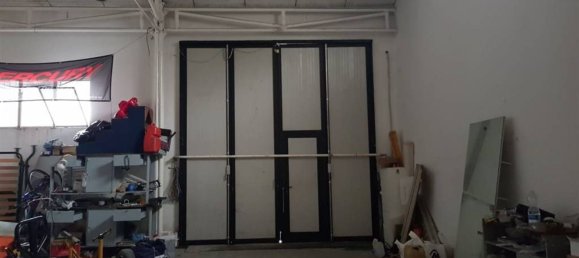 Lagerhaus in La Spezia, Italy 270m², Nr. 220064 3