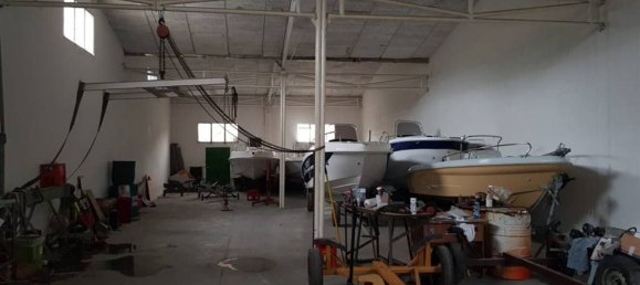 Lagerhaus in La Spezia, Italy 270m², Nr. 220064 5