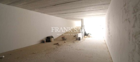 850m² Warehouse in Qormi, Malta No. 12719 22