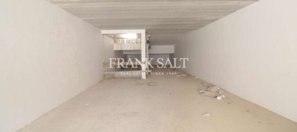 850m² Warehouse in Qormi, Malta No. 12719 21