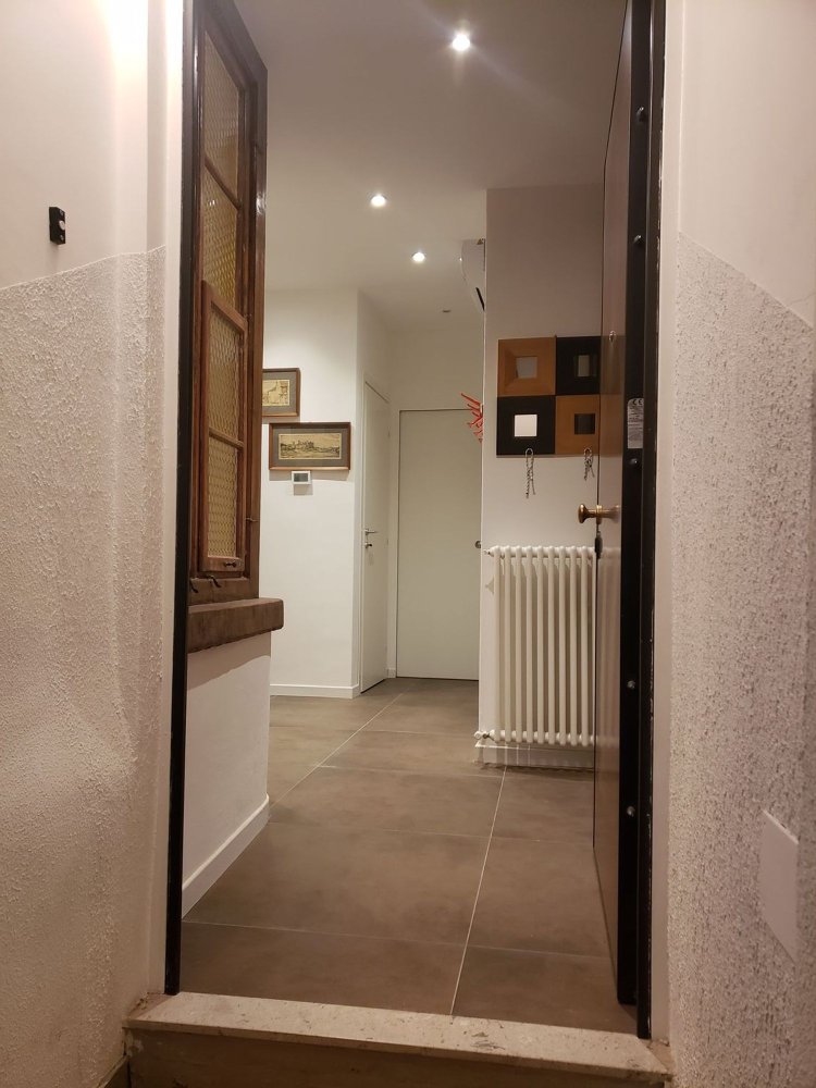 Apartamento de 2 dormitorios en Trieste, Italy No. 398857