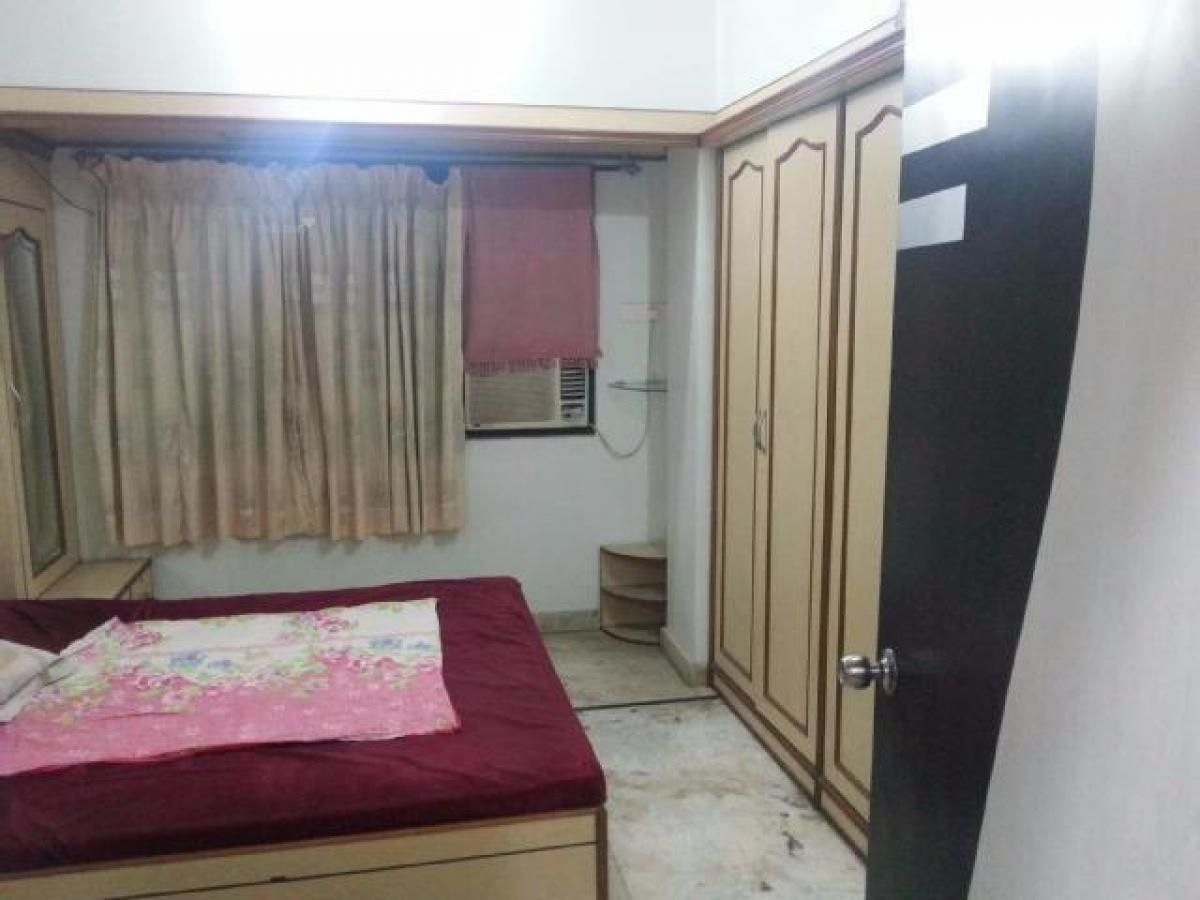 2 bedrooms House in Mumbai, India No. 63155