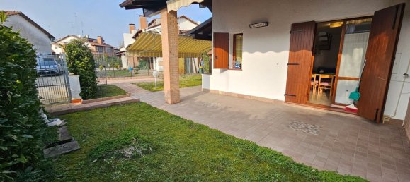 3 rooms Villa in Comacchio, Italy No. 163974 5