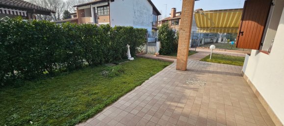 3 rooms Villa in Comacchio, Italy No. 163974 4