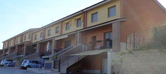 7 rooms Apartment in Petriano, Italy No. 269398 3