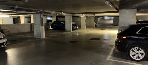 Garage in Palaiseau, France No. 123655 3