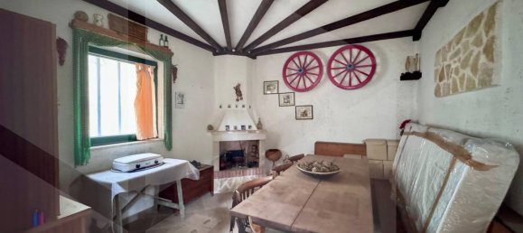 Casa de 2 habitaciónes en Ostuni, Italy No. 23022 3