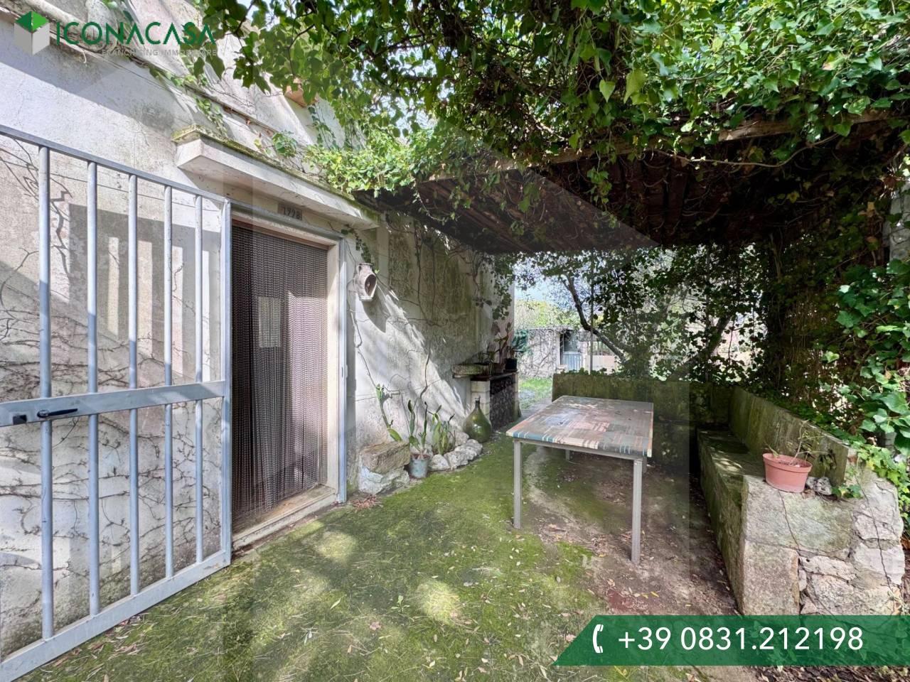 Casa de 2 habitaciónes en Ostuni, Italy No. 23022