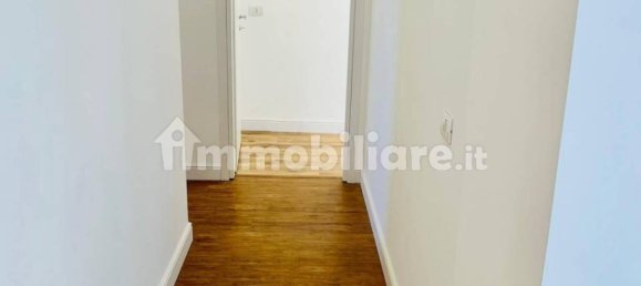 3 rooms Apartment in Rome, Italy No. 375471 4