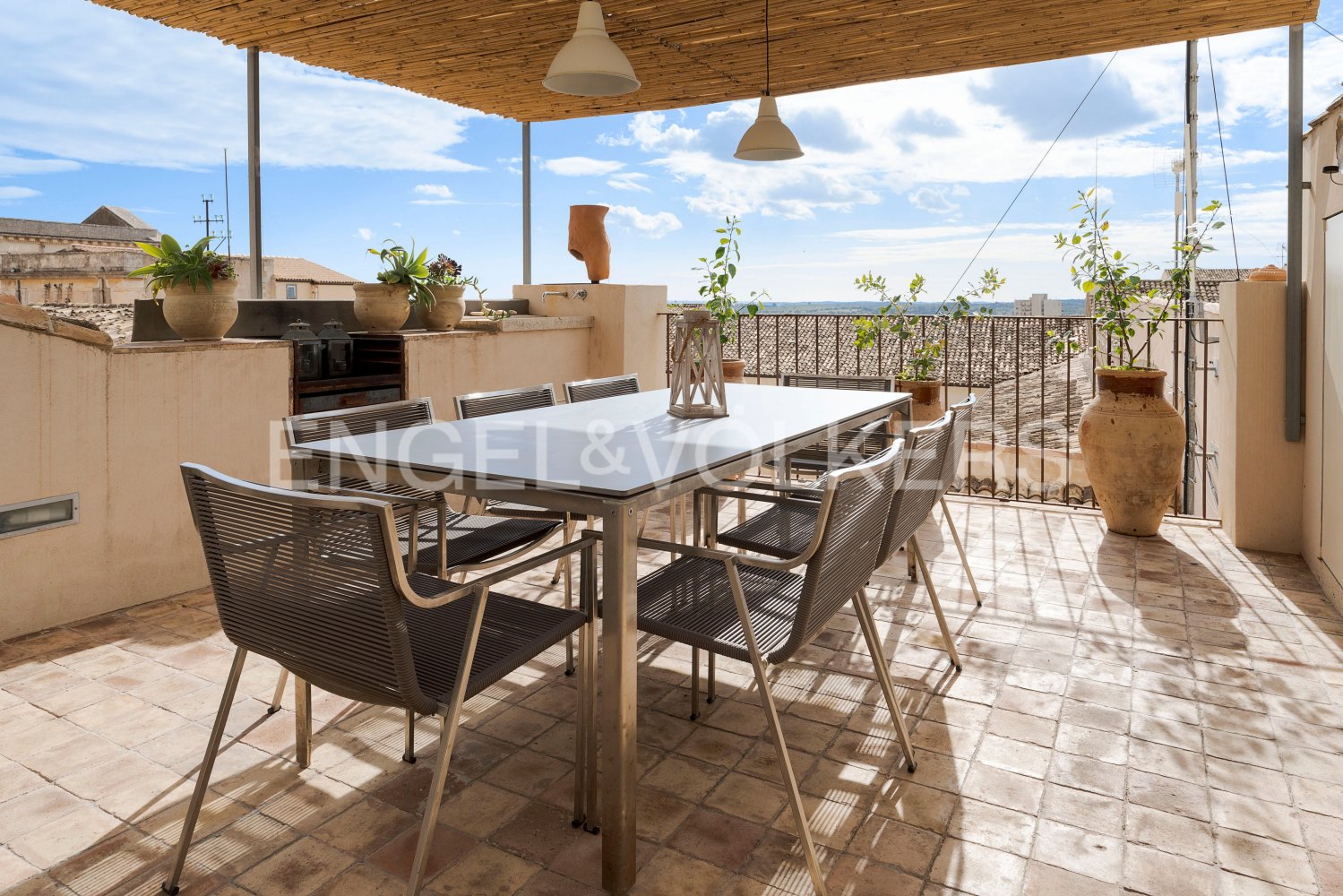 4 bedrooms Apartment in Noto, Italy No. 136543