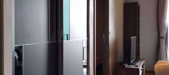 1 bedroom Condo in Khlong Toei, Thailand No. 8352 4