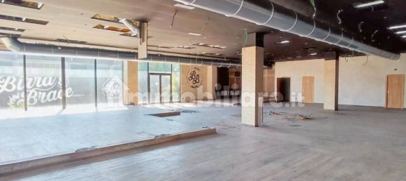 529m² Commercial property in Verano Brianza, Italy No. 311157 5