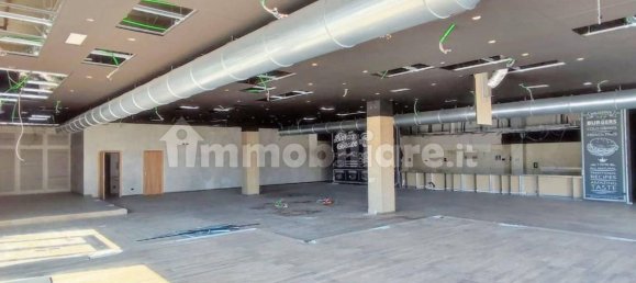 529m² Commercial property in Verano Brianza, Italy No. 311157 7