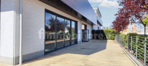 529m² Commercial property in Verano Brianza, Italy No. 311157 12