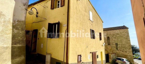 1 bedroom Apartment in Grosseto, Italy No. 79183 2