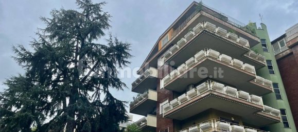 2 chambres Appartement à Rome, Italy No. 172848 2