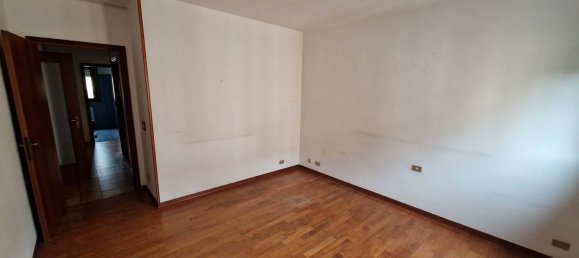 Квартира с 4 спальнями в Феррара, Италия № 379633 25