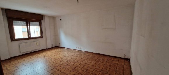 Квартира с 4 спальнями в Феррара, Италия № 379633 13