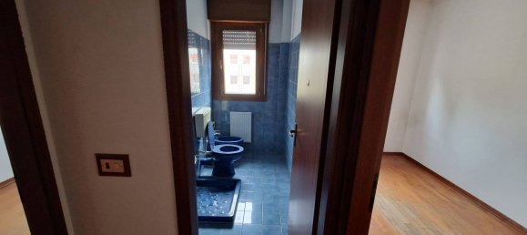 Квартира с 4 спальнями в Феррара, Италия № 379633 29