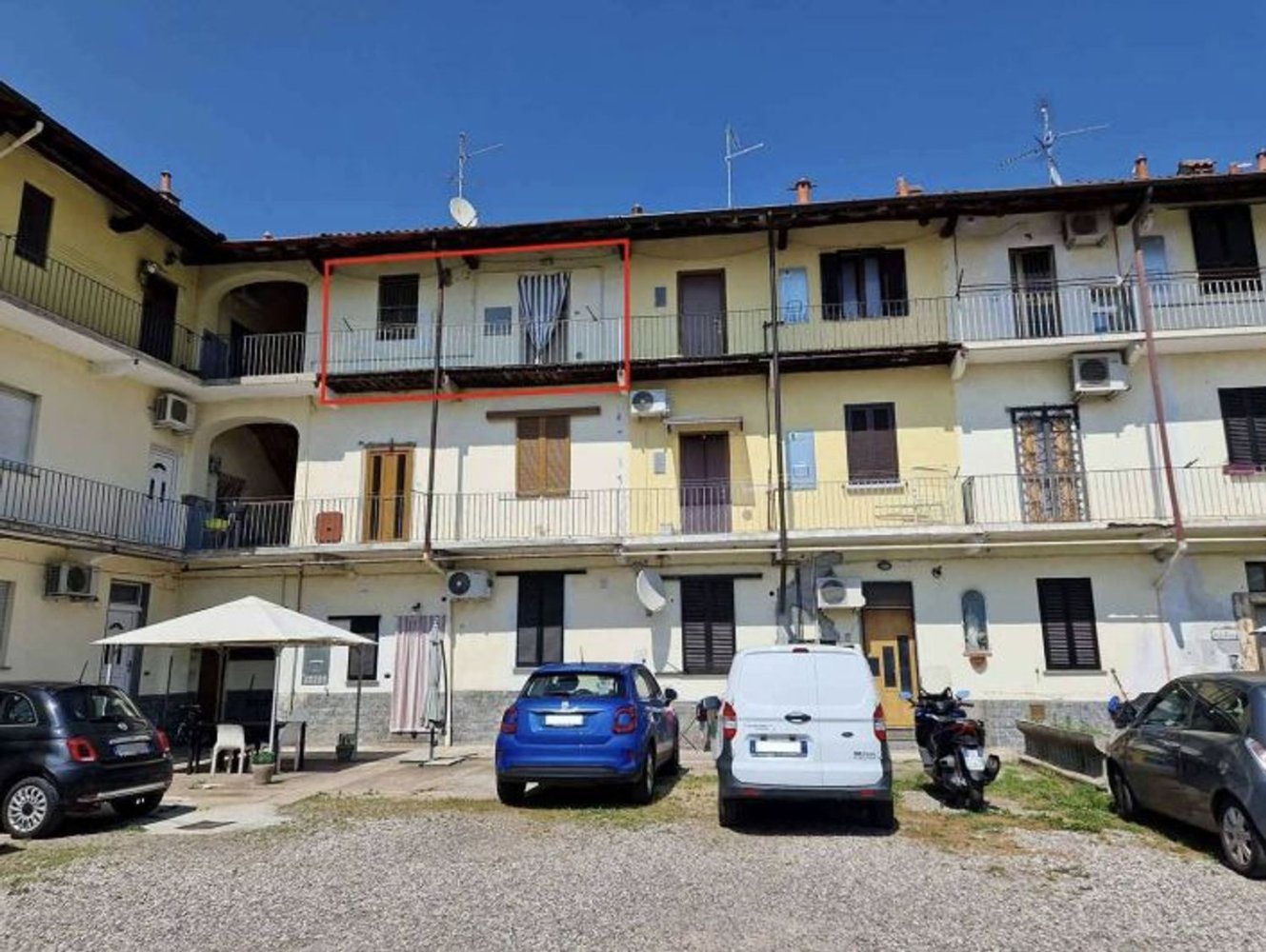 2-Zimmer Wohnung in Bareggio, Italy, Nr. 218946