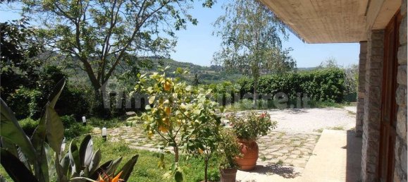 6 غرف نوم فيلا في Perugia, Italy رقم 80992 21