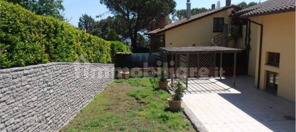 6 غرف نوم فيلا في Perugia, Italy رقم 80992 4