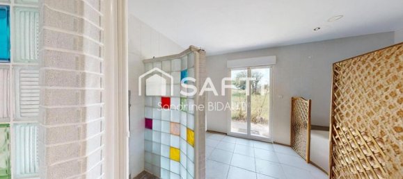 6 bedrooms House in Ain, France No. 315914 10