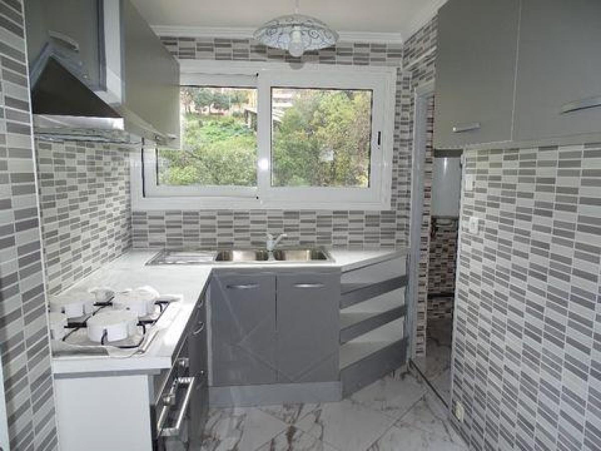 2 bedrooms Condo in Grasse, France No. 16787