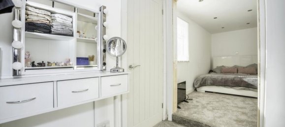 6 bedrooms House in Gillingham, United Kingdom No. 10419 56