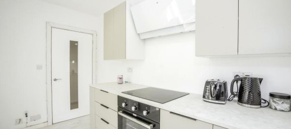 6 bedrooms House in Gillingham, United Kingdom No. 10419 55